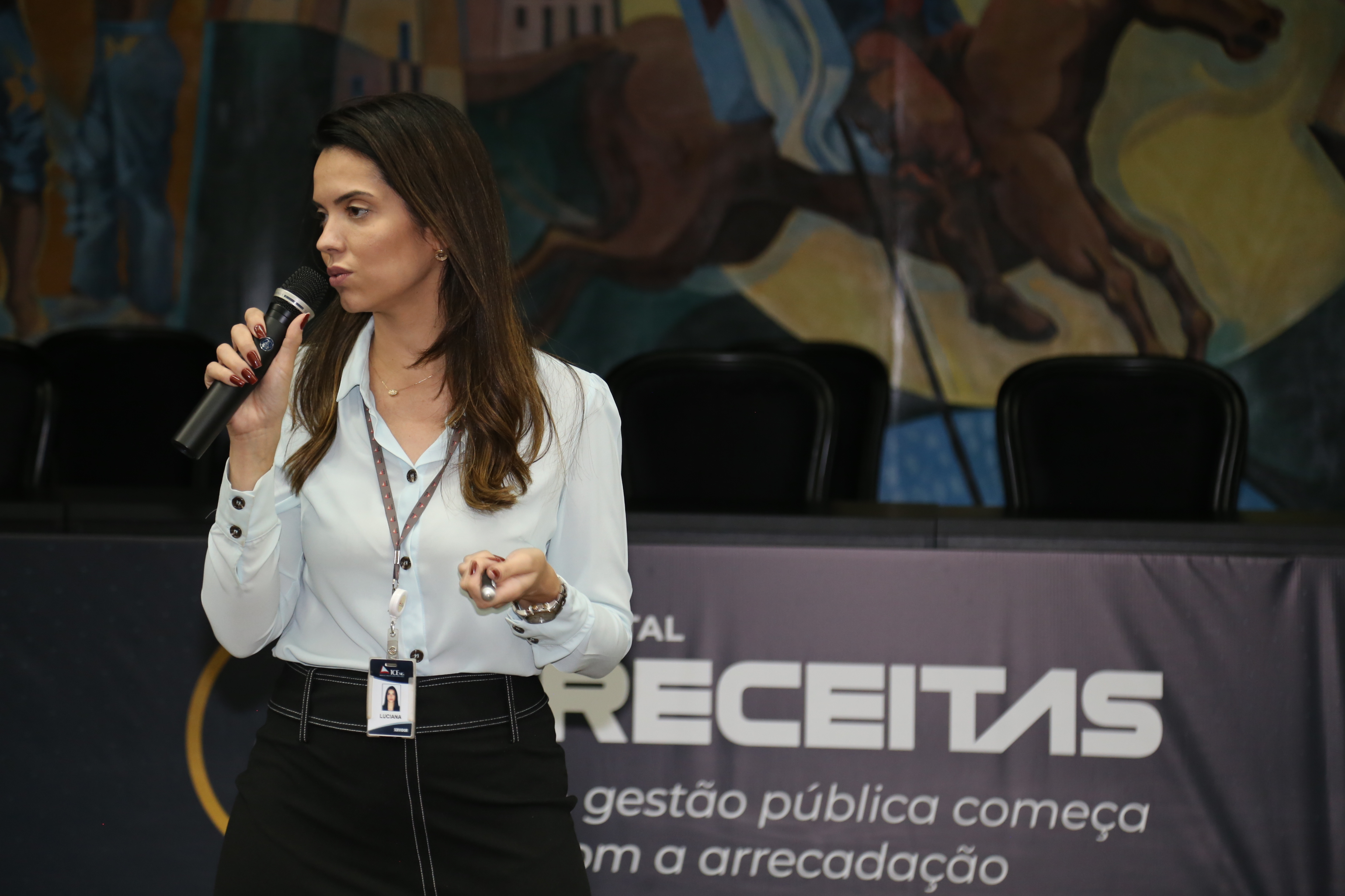 A diretora do Suricato, Luciana Foureaux